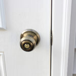 House style Latch