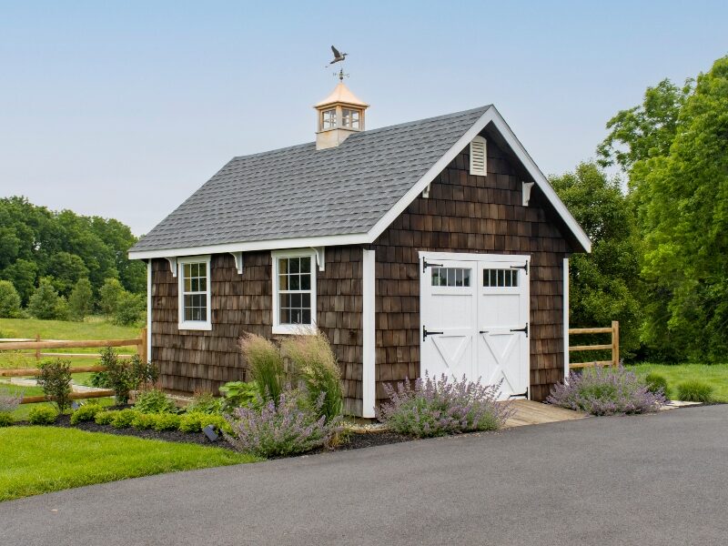 img featured new england barn aspect ratio 1920 1440