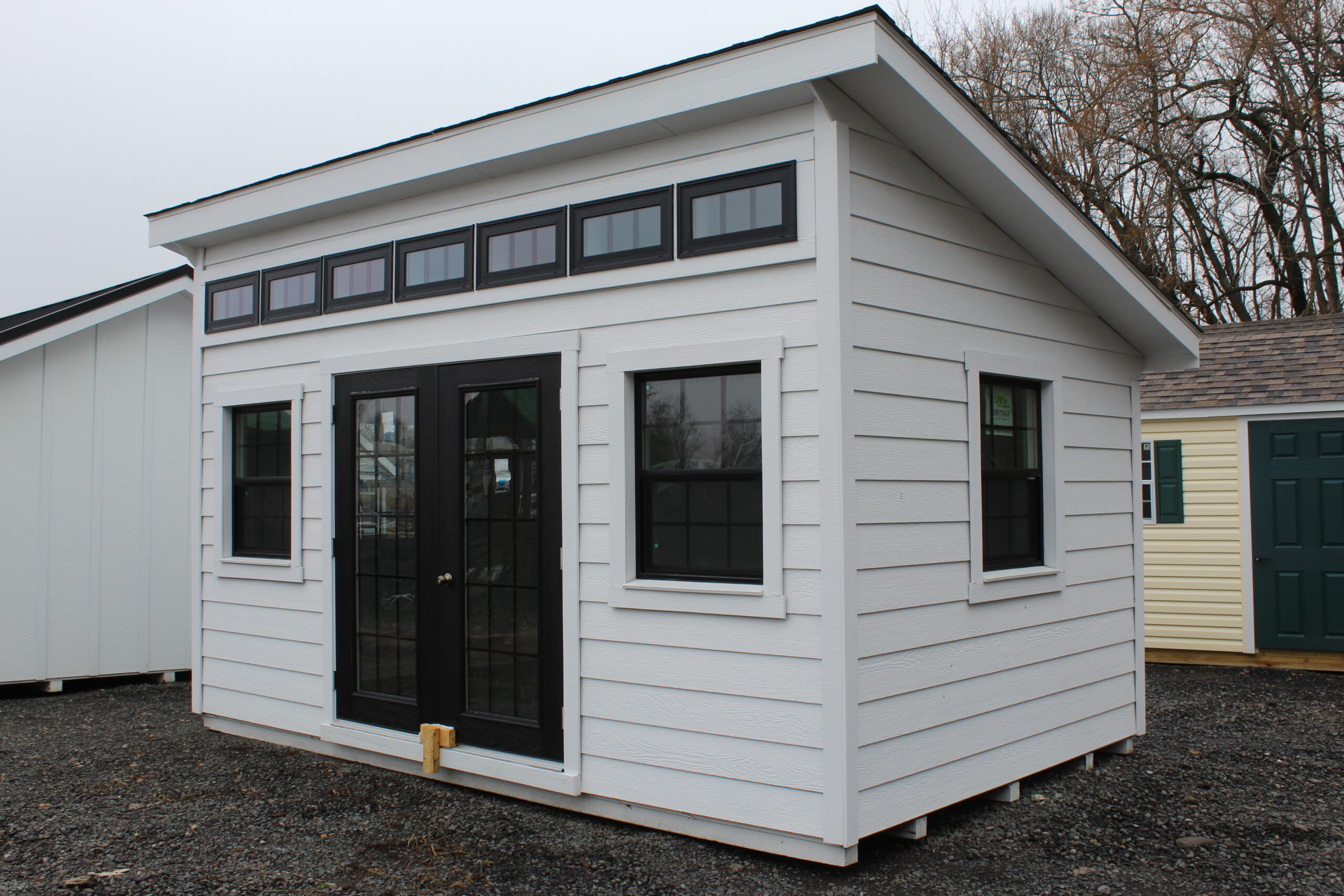 10×16 Studio with Lap Siding