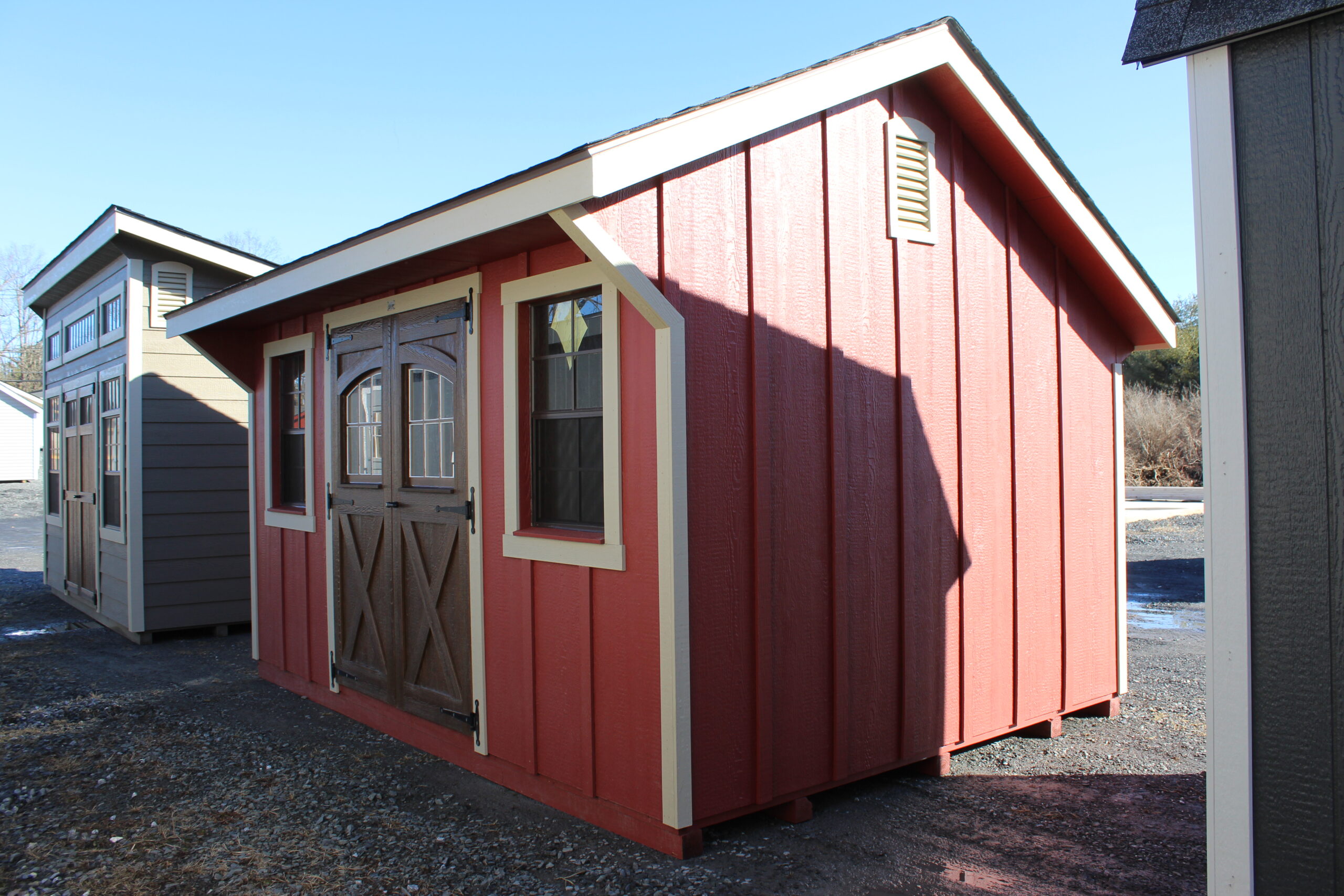 10×14 Garden Quaker with SmartPanel Board & Batten Siding